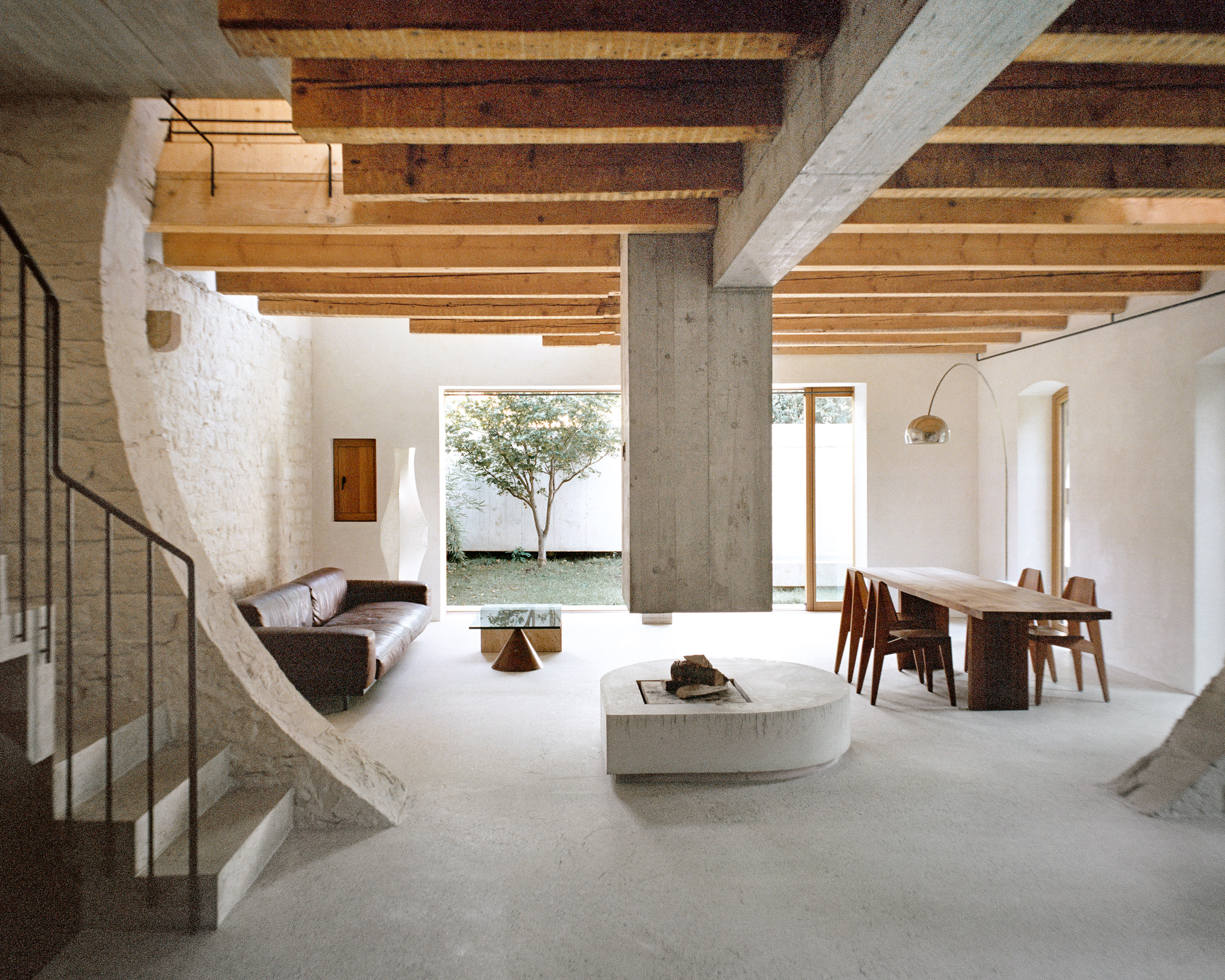 MISSIONSSTRASSE HOUSE | Nơi ánh sáng chạm vào không gian