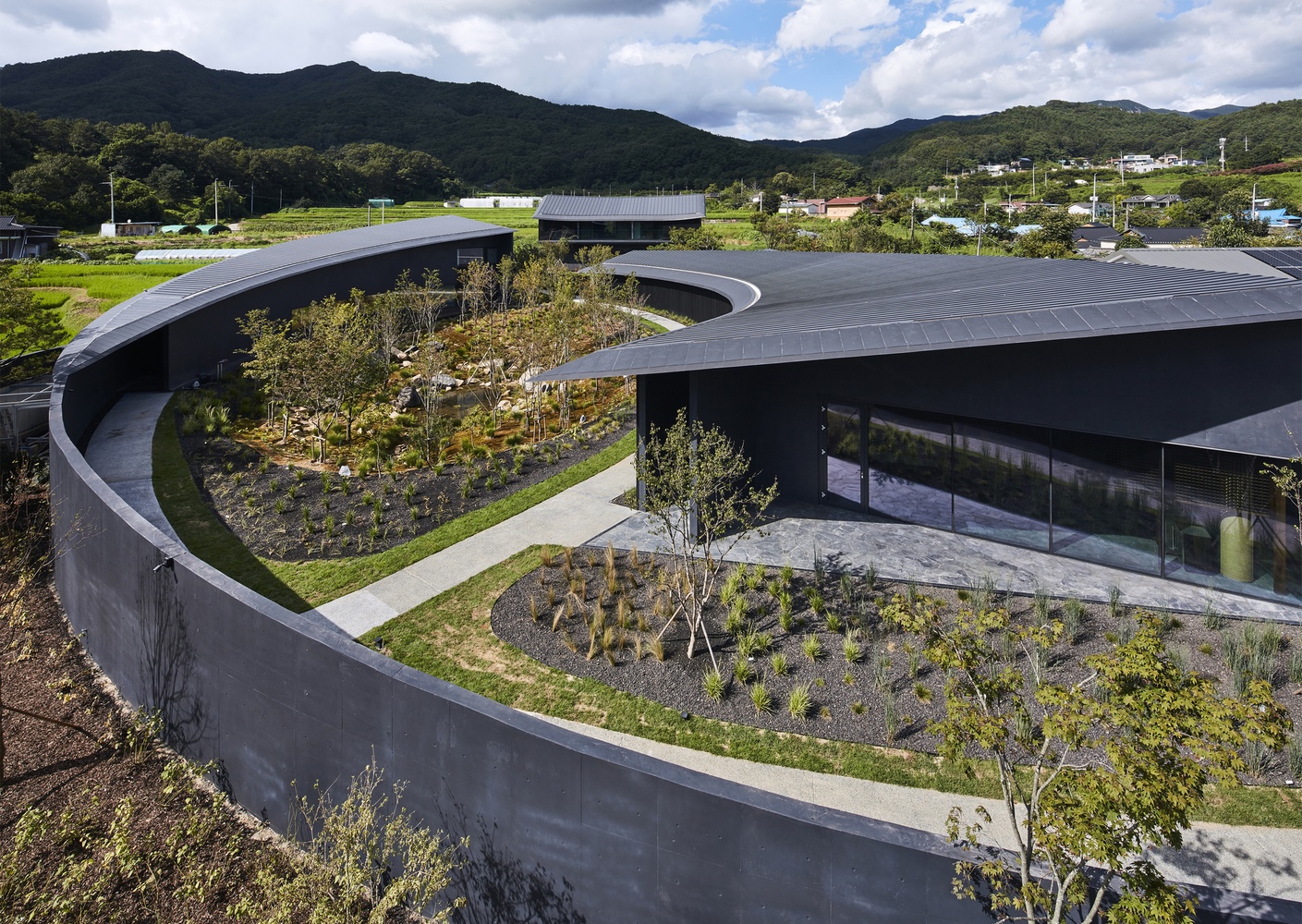 SIHOJAE  | Không gian hòa vào thung lũng Chilgok (Hàn Quốc)