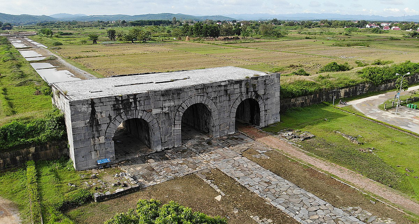 Những công trình phòng thủ tiêu biểu trong lịch sử Việt Nam