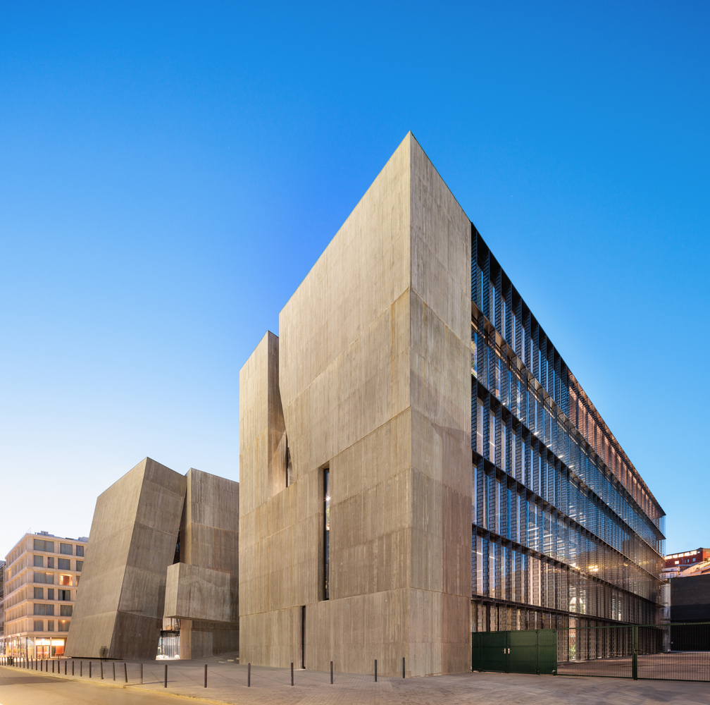 ENERGIA DE PORTUGAL HEADQUATERS | Trụ sở năng lượng với quảng trường công cộng độc đáo tại Lisbon