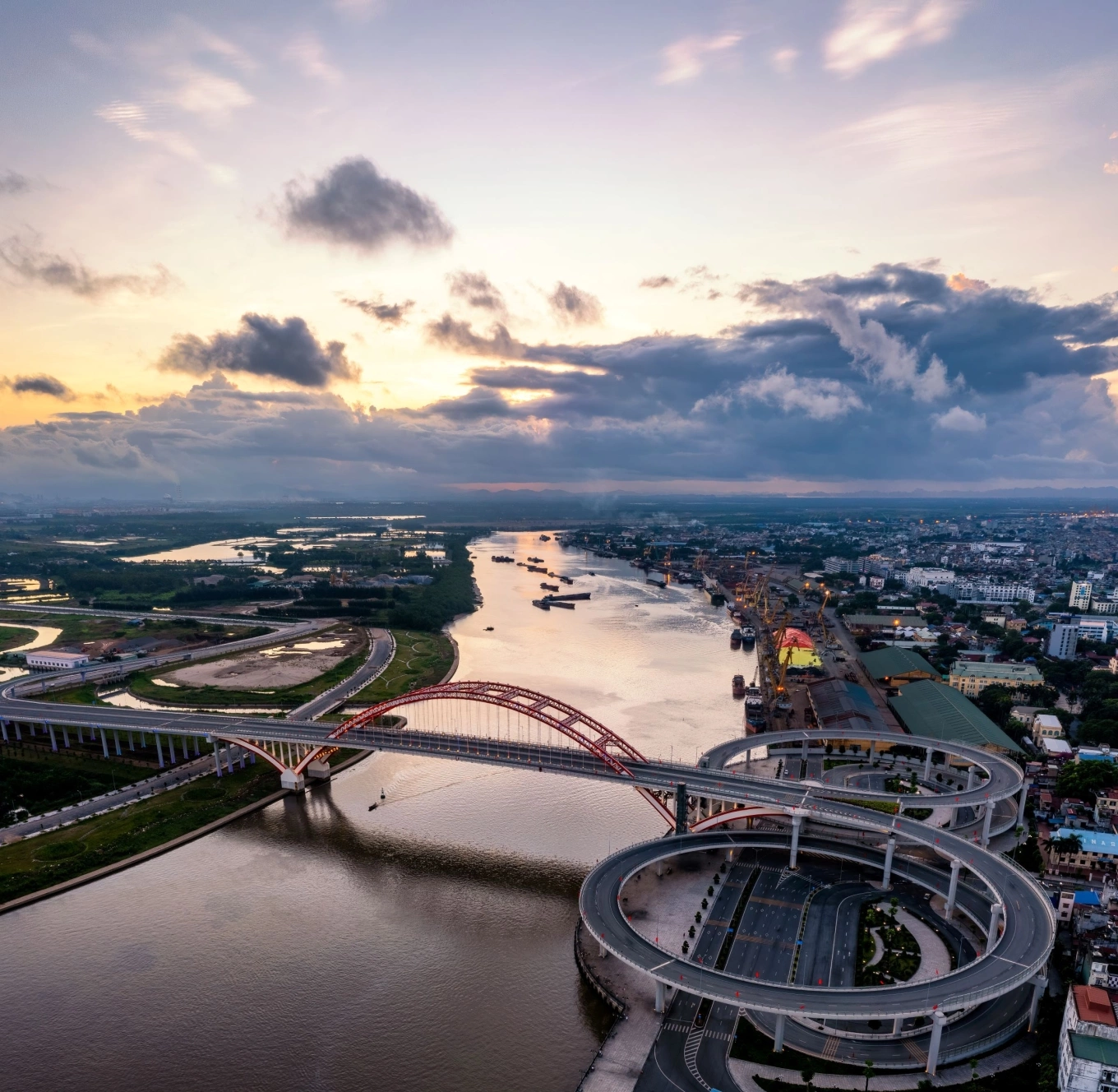 Thủy Nguyên – “thủ phủ mới” của Hải Phòng bứt tốc nhờ hạ tầng giao thông.