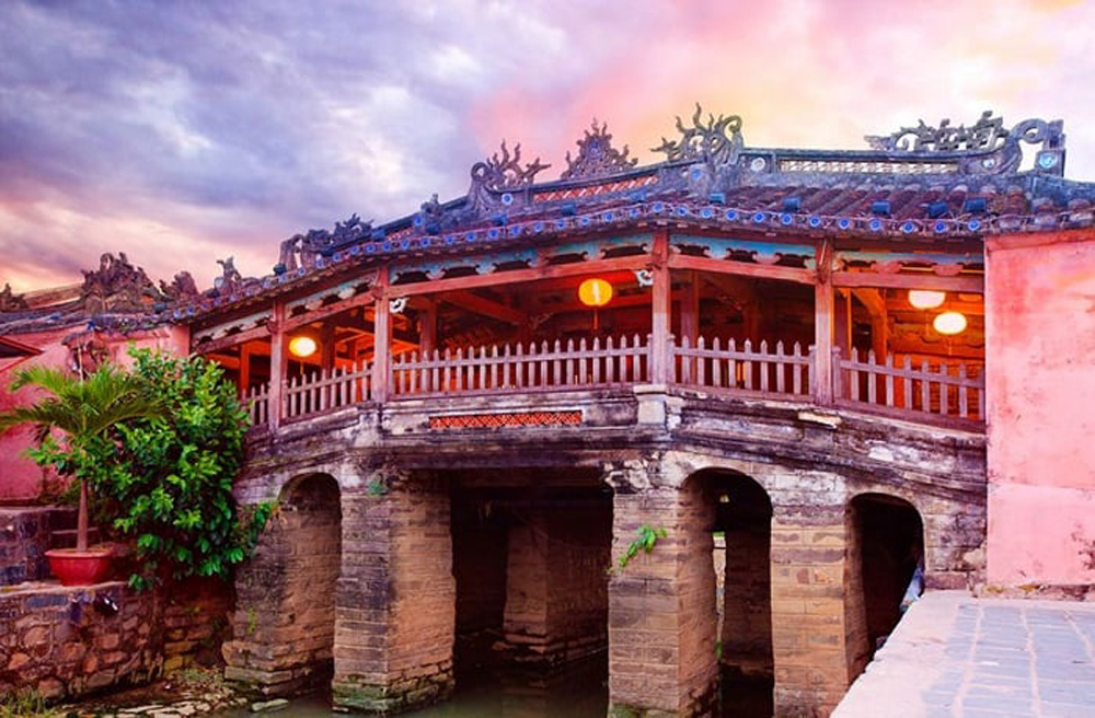Trả lại không gian sinh hoạt cộng đồng cho Chùa Cầu